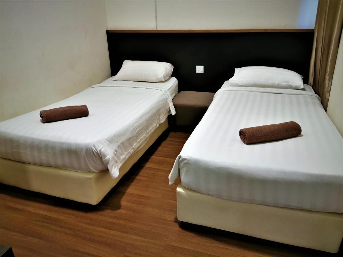 B - Lagoon Water Themepark Suite Melaka Town Esterno foto